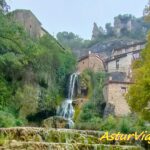 ORBANEJA DEL CASTILLO: El pueblo atravesado por una impresionante cascada