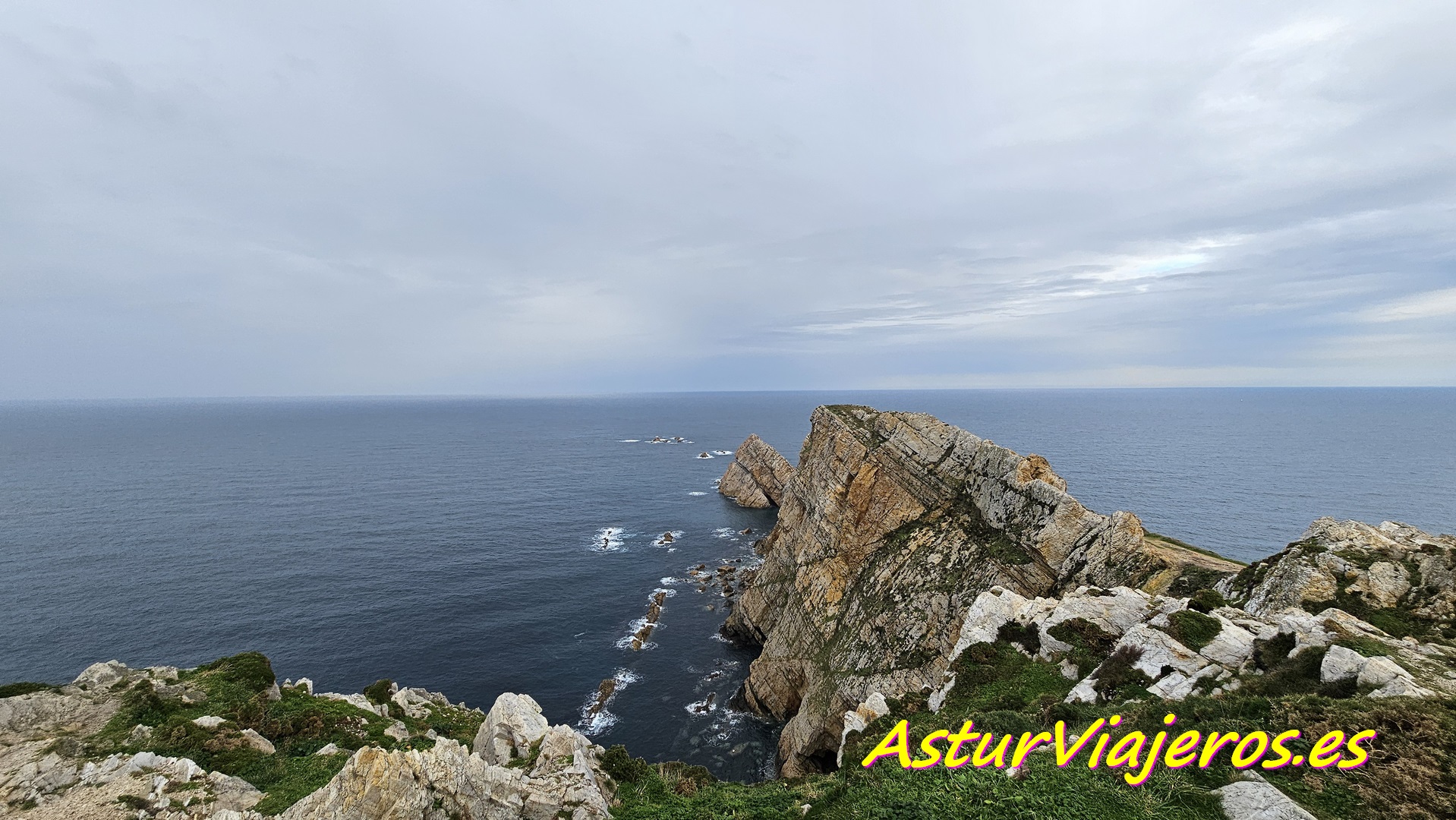 Cabos de Asturias: Peñas, Vidío y Busto